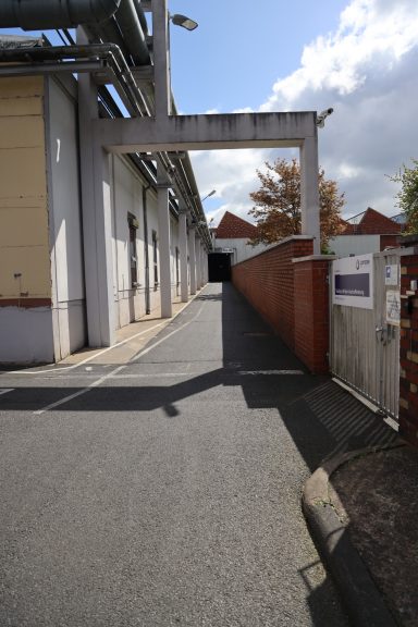 Enge Passage